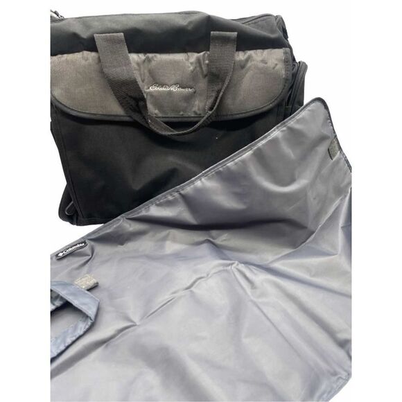 Eddie Bauer black baby bag and Columbia baby mat - Picture 2 of 10